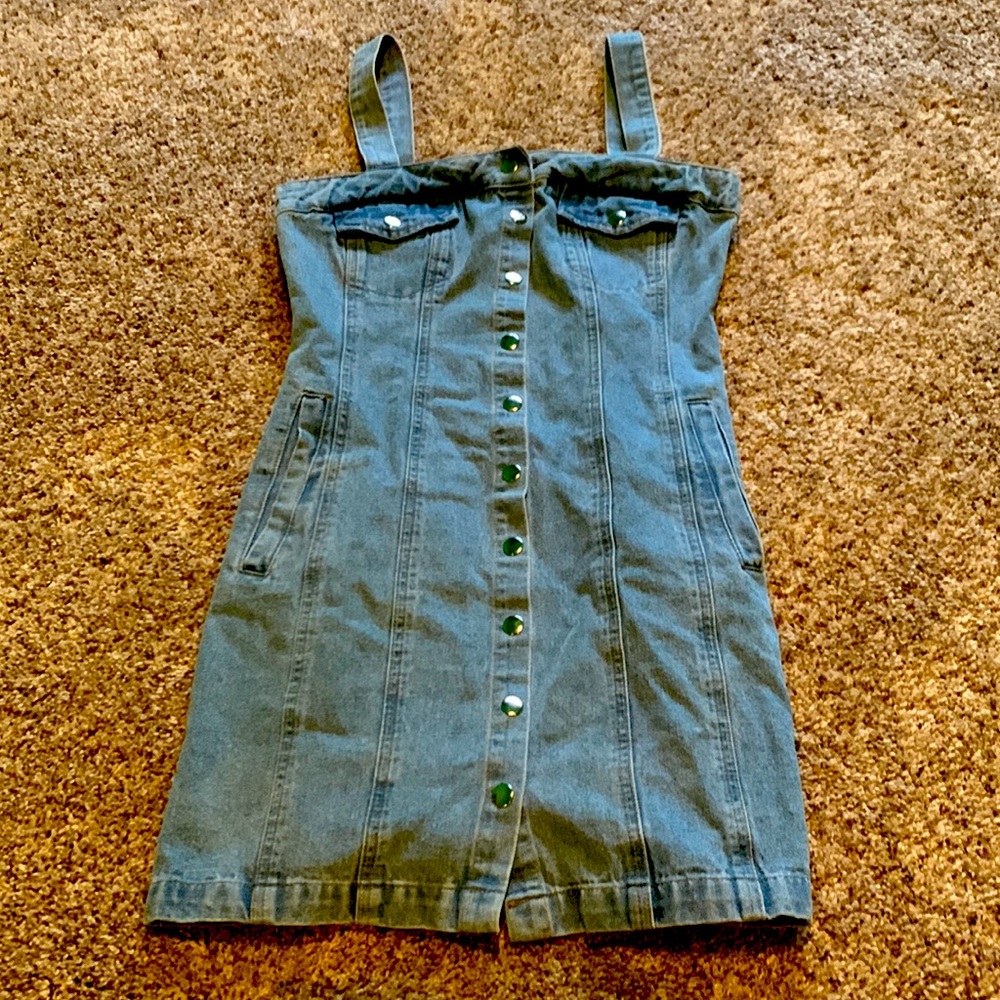 BDG size small denim button down